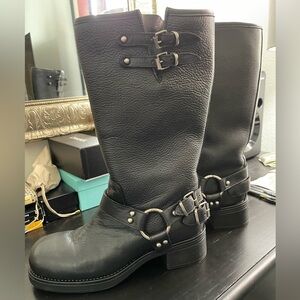 Black Steve Madden Astor boots